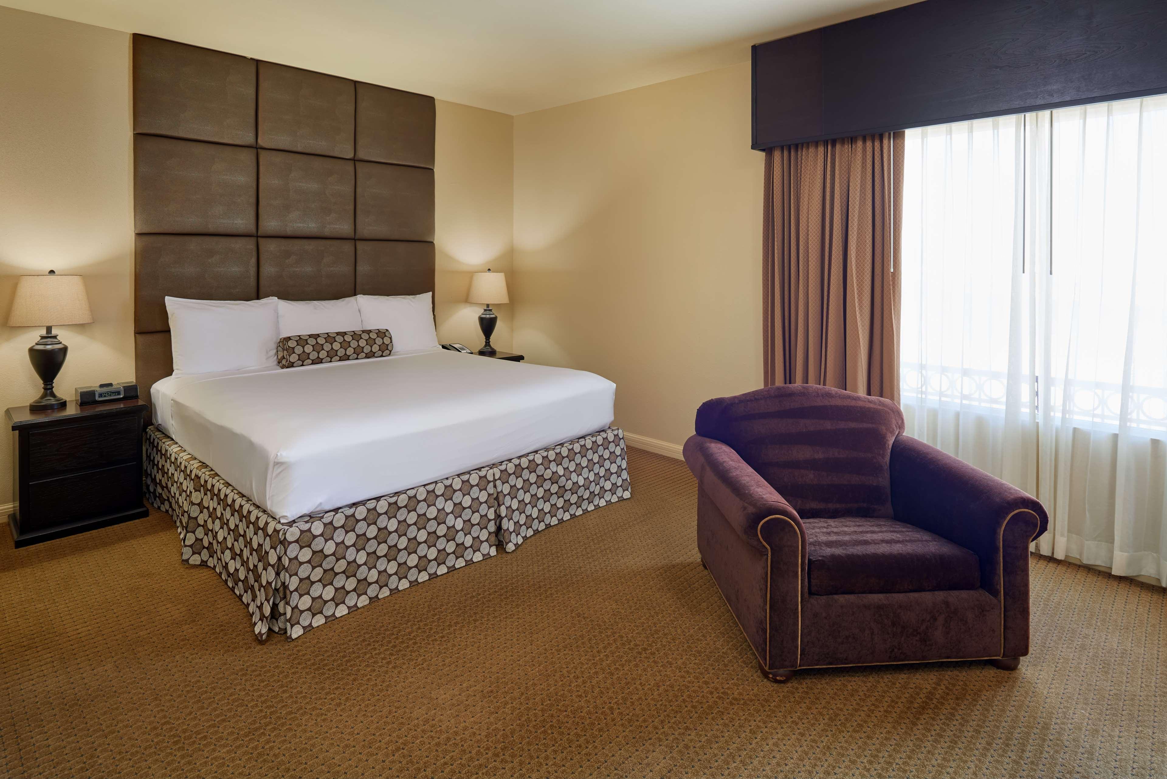 Radisson Hotel El Paso Airport ภายนอก รูปภาพ