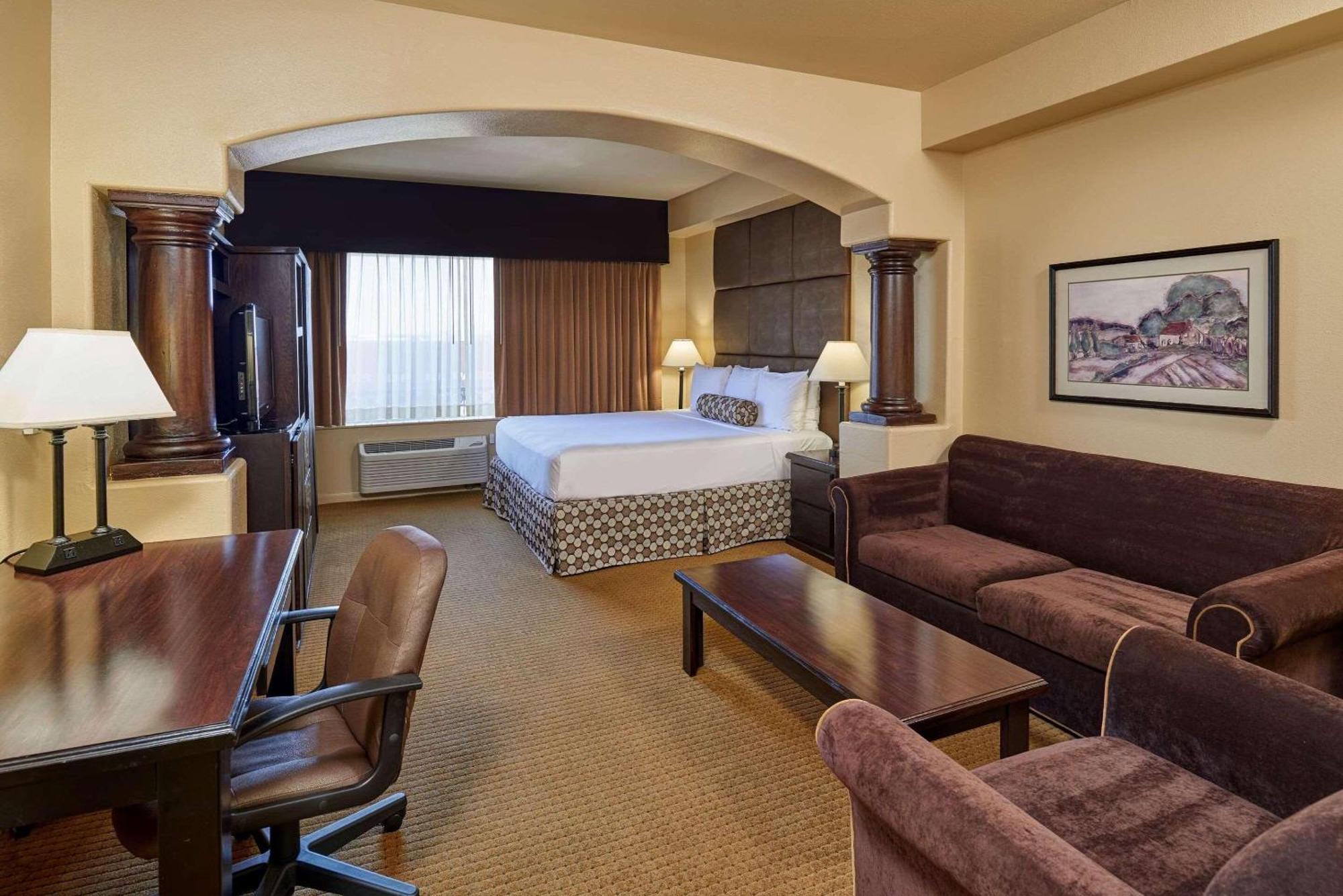 Radisson Hotel El Paso Airport ภายนอก รูปภาพ